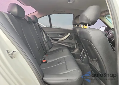 2012 BMW 328 I z USA, uszkodzony, nr VIN WBA3A5C51CF259528